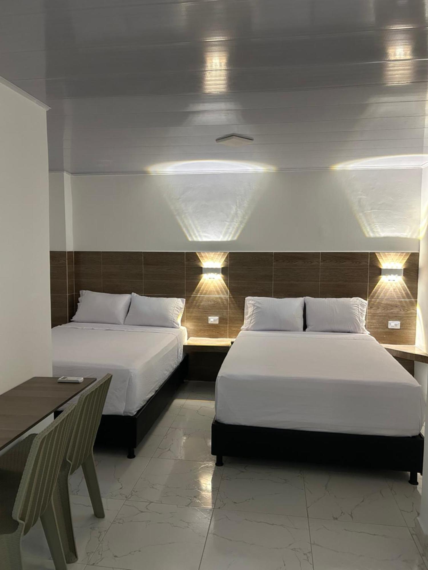 Hotel Brisas Del Mar Санта-Марта Экстерьер фото